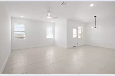 7811 Jasper Meadows Way, Angleton, TX 77515 - Photo 15