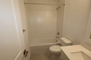 7811 Jasper Mdws Wy, Angleton, TX 77515 - Photo 9