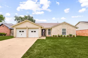 2306 Townhall Ln, Katy, TX 77449 - Photo 3