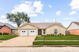 2306 Townhall Ln, Katy, TX 77449 - Photo 5