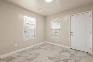 9230 Wolcott Park Ln, Houston, TX 77075 - Photo 17