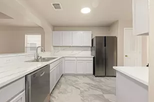 9230 Wolcott Park Ln, Houston, TX 77075 - Photo 13