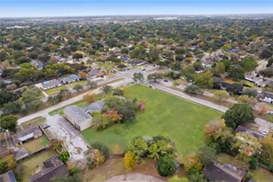 11122 Hillcroft St, Houston, TX 77096 - Photo 7