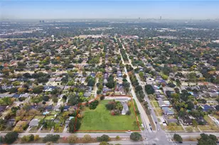 11122 Hillcroft St, Houston, TX 77096 - Photo 19