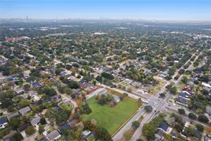 11122 Hillcroft St, Houston, TX 77096 - Photo 17