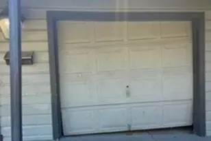 5862 Southurst St, Houston, TX 77033 - Photo 17