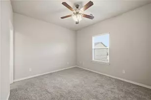 536 Momma Bear Dr, College Station, TX 77845 - Photo 21