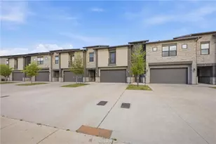 536 Momma Bear Dr, College Station, TX 77845 - Photo 3
