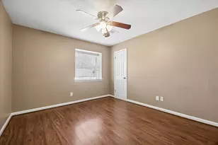 12015 Sea Shore Dr, Houston, TX 77072 - Photo 9
