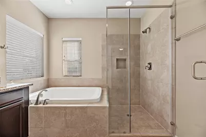 8910 Highgate Lane, Houston, TX 77080 - Photo 15