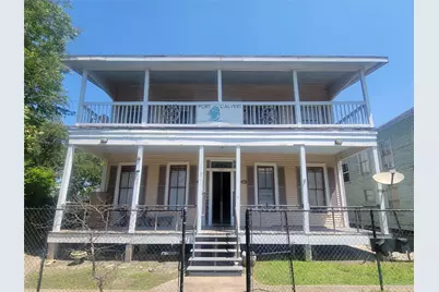 1910 Avenue N #4, Galveston, TX 77550 - Photo 1