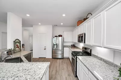 732 Willow Harbor Lane, La Marque, TX 77568 - Photo 7