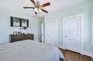 3519 Ave R 1/2, Galveston, TX 77550 - Photo 31