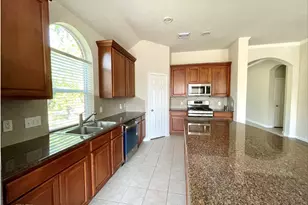 38 Robin Caper Ct, The Woodlands, TX 77382 - Photo 9