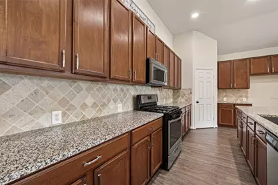 10051 Cimarron Canyon Lane, Magnolia, TX 77354 - Photo 17