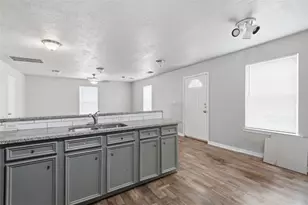 4226 Coke St, Houston, TX 77020 - Photo 9