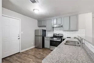 4226 Coke St, Houston, TX 77020 - Photo 7