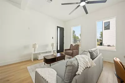 4202 Kewanee Street #B, Houston, TX 77051 - Photo 7