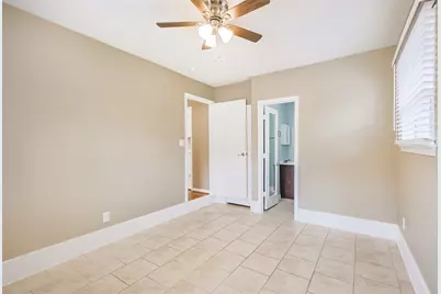 4613 Braeburn Drive, Bellaire, TX 77401 - Photo 15