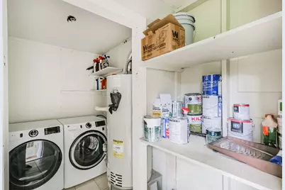 4613 Braeburn Drive, Bellaire, TX 77401 - Photo 13