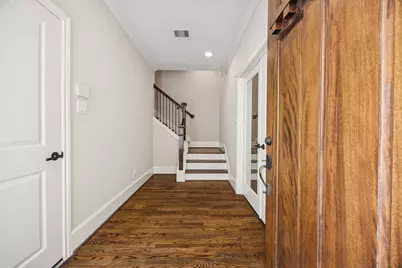 2415 Beall Street, Houston, TX 77008 - Photo 3