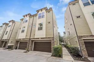 2415 Beall St, Houston, TX 77008 - Photo 1