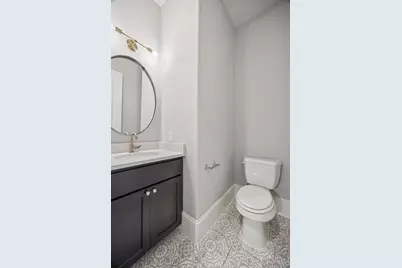 2415 Beall Street, Houston, TX 77008 - Photo 9