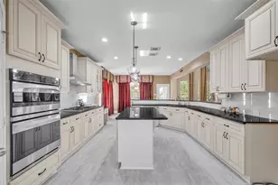 5303 Riverstone Crossing Dr, Sugar Land, TX 77479 - Photo 15