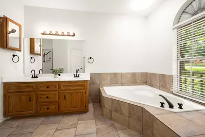 21 Panorama Drive, Conroe, TX 77304 - Photo 23