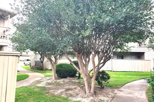 3919 Fairmont Pkwy, Pasadena, TX 77504 - Photo 1