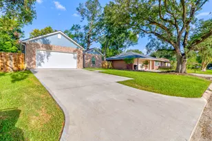 2011 Nottingham St, Pasadena, TX 77502 - Photo 1