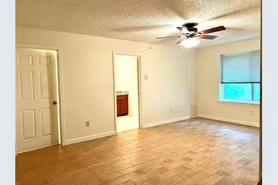 11703 Seawood Drive, Houston, TX 77089 - Photo 7