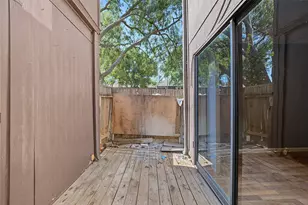 8315 Augustine Dr, Houston, TX 77036 - Photo 43