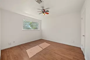 8315 Augustine Dr, Houston, TX 77036 - Photo 31
