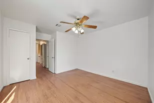 8315 Augustine Dr, Houston, TX 77036 - Photo 39