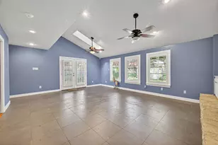 1601 Elmen St, Houston, TX 77019 - Photo 7