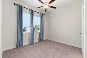 1413 Adell Rose Ln, Houston, TX 77043 - Photo 17