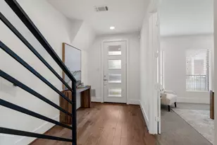 5713 Larkin St, Houston, TX 77007 - Photo 3