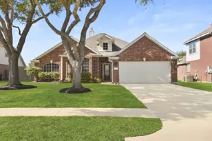 2412 Hidden Creek Dr, Pearland, TX 77581 - Photo 3