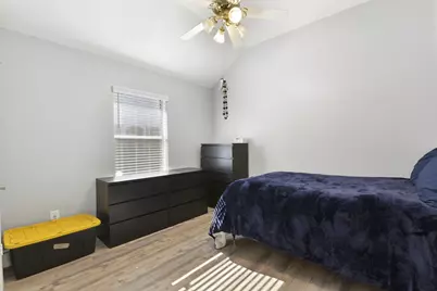 2412 Hidden Creek Drive, Pearland, TX 77581 - Photo 33