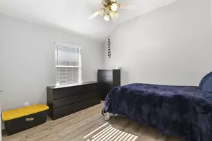 2412 Hidden Creek Dr, Pearland, TX 77581 - Photo 33