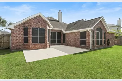 2412 Hidden Creek Drive, Pearland, TX 77581 - Photo 37