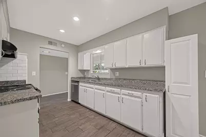 1715 Ramada Drive, Houston, TX 77062 - Photo 15