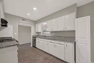 1715 Ramada Dr, Houston, TX 77062 - Photo 15