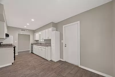 1715 Ramada Drive, Houston, TX 77062 - Photo 11