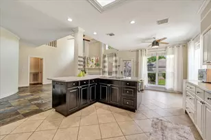 16827 Whitewater Falls Ct, Pasadena, TX 77059 - Photo 29