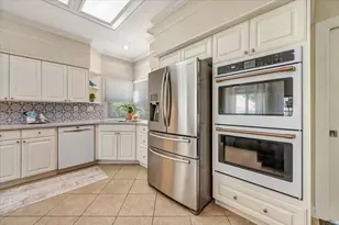 16827 Whitewater Falls Ct, Pasadena, TX 77059 - Photo 27