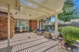 16827 Whitewater Falls Ct, Pasadena, TX 77059 - Photo 3