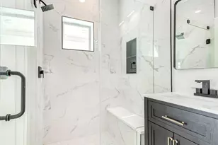 5634 Dolores St, Houston, TX 77057 - Photo 27