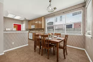 1610 Marden Ln, Sugar Land, TX 77478 - Photo 9
